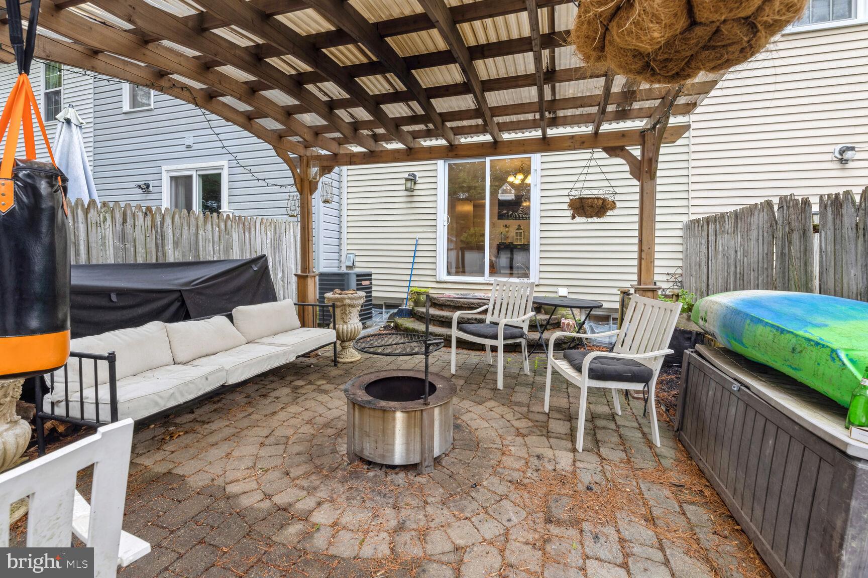 MILLS FARM - Residential