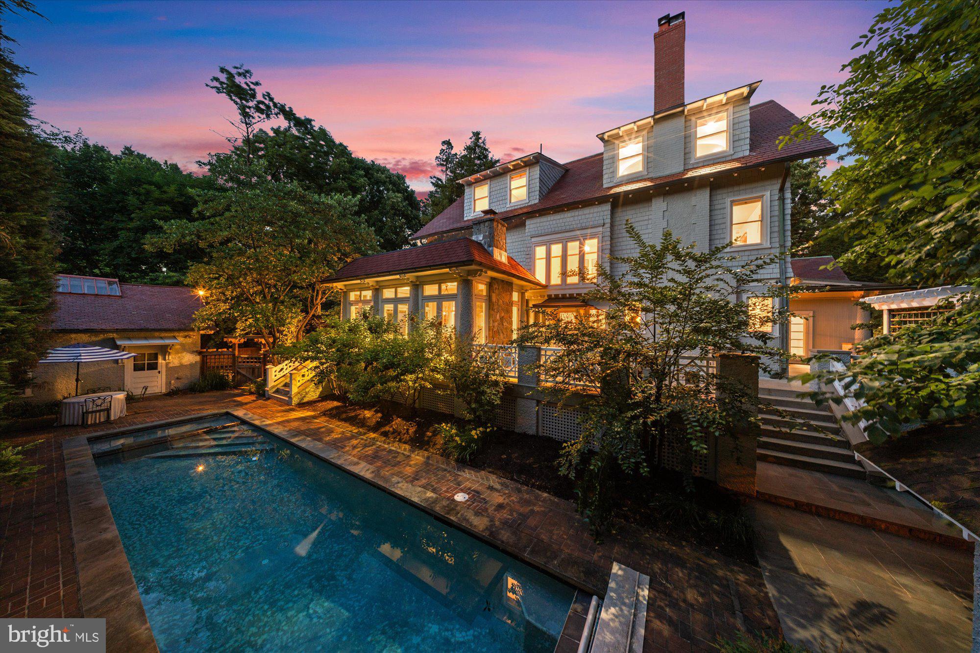 5 CHEVY CHASE CIRCLE