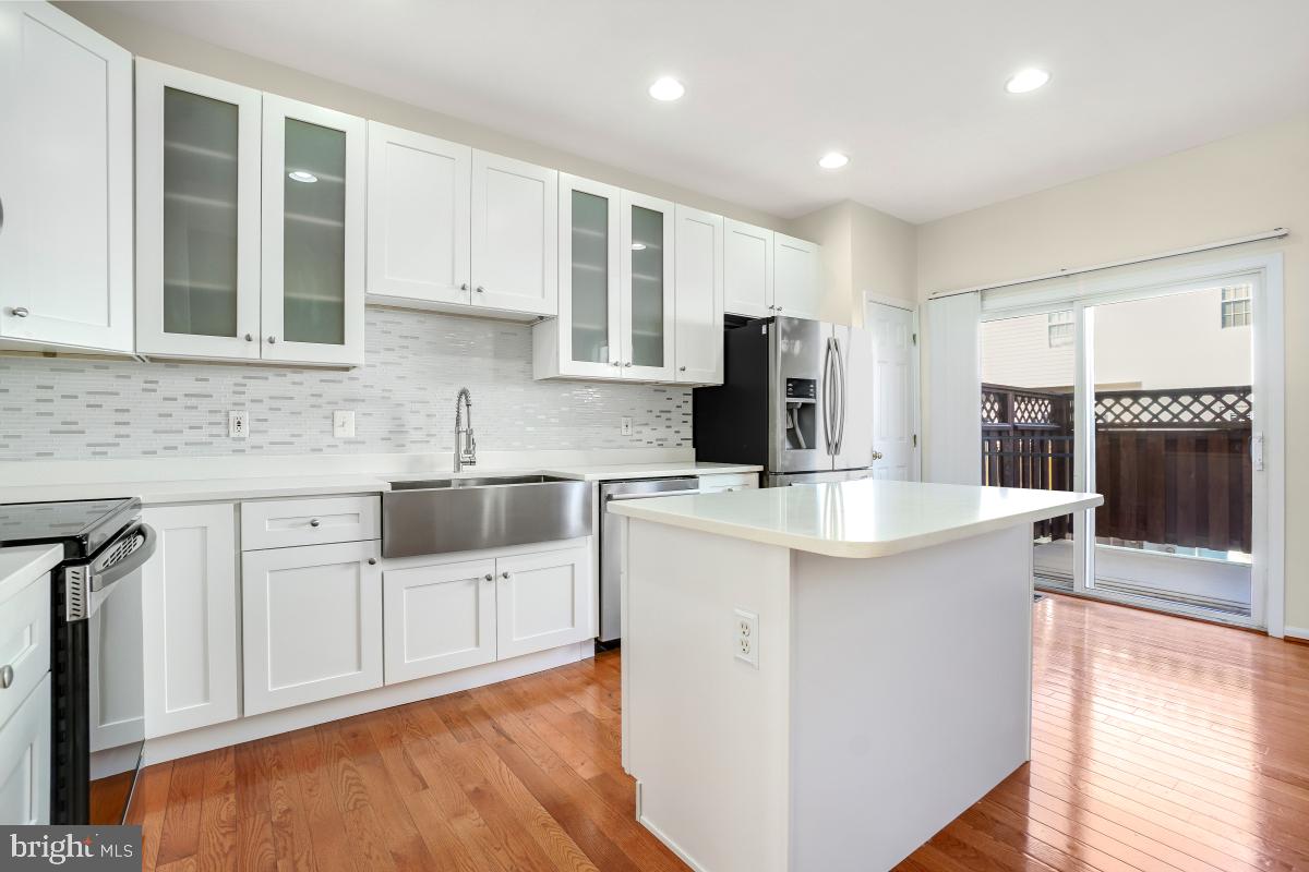 CENTRE VILLAGE - Residential