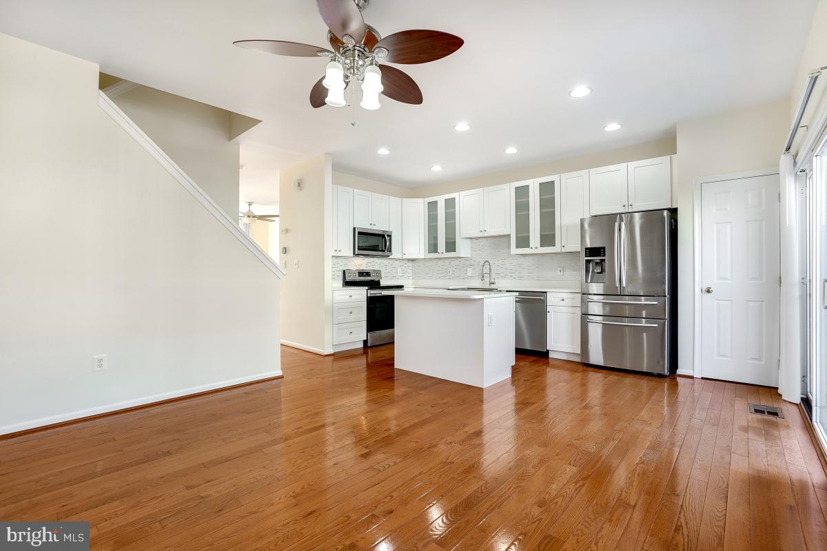 CENTRE VILLAGE - Residential