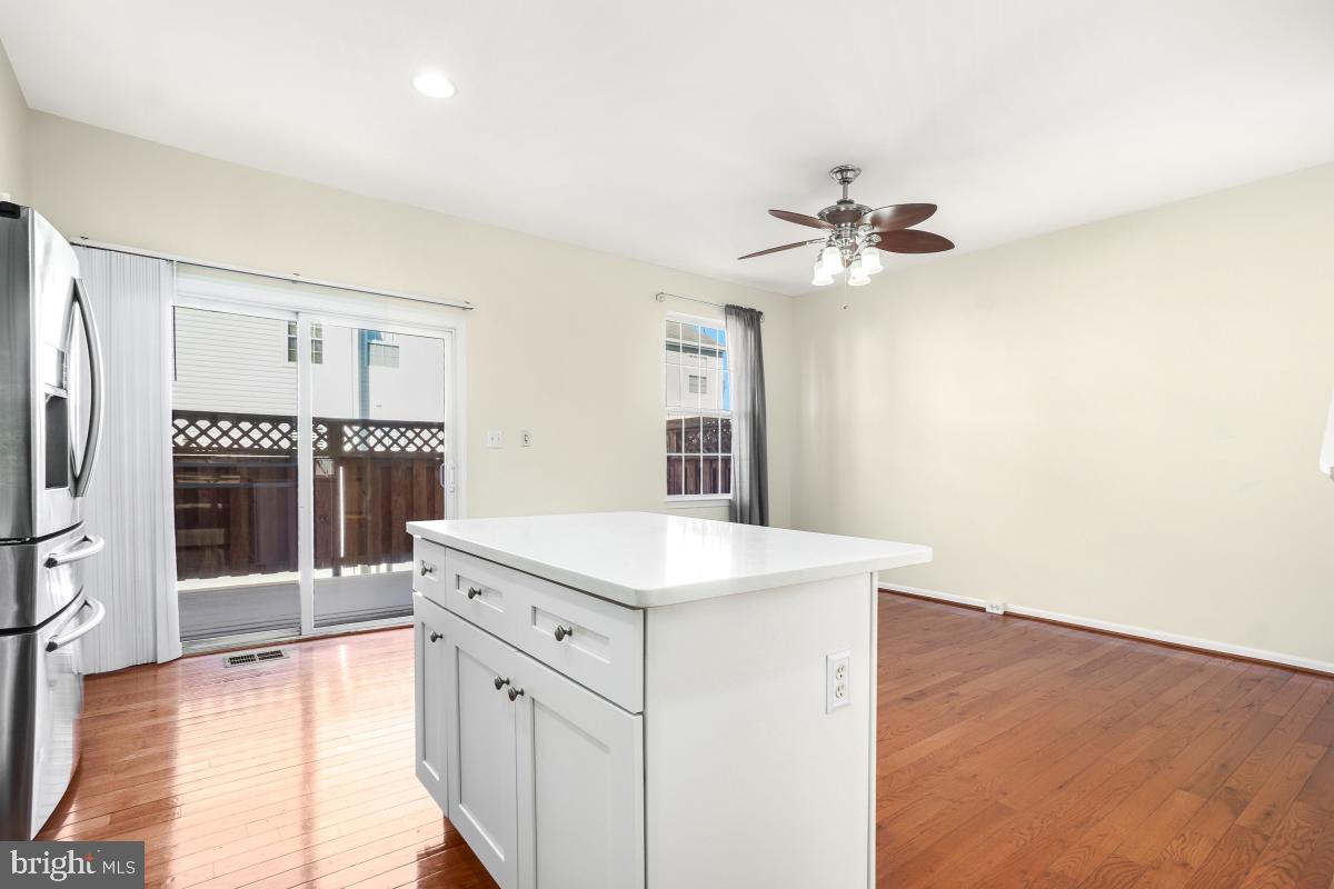 CENTRE VILLAGE - Residential