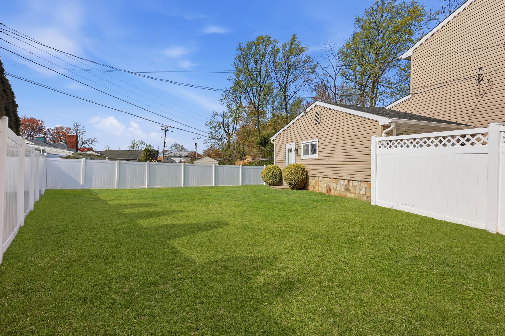 FAIRLESS HILLS - Residential