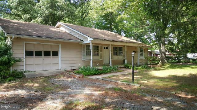 BAYBERRY ESTATES - Residential