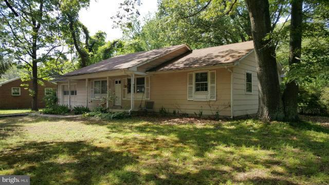 BAYBERRY ESTATES - Residential