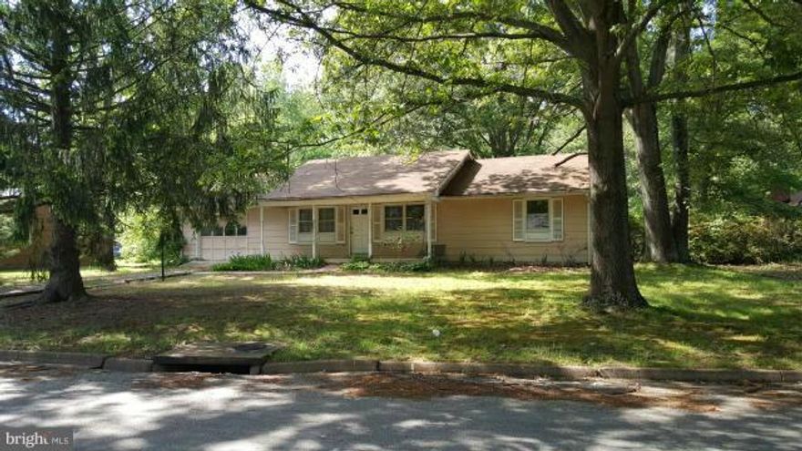 Rambler in Dahlgren!  Great location in Bayberry Estates. Close to the Harry Nice Bridge and Dahlgren Naval Base.  Needs some work and will be a great investment to live in, rent out, or flip.  Come see the great potential this house has to offer!