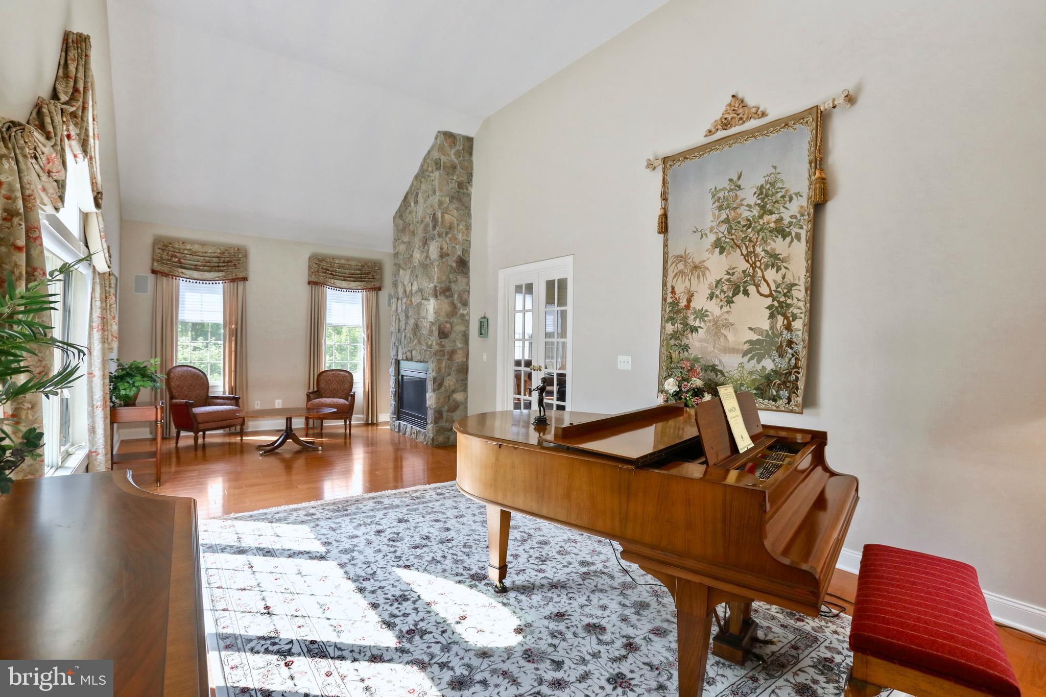 SHENSTONE - Residential