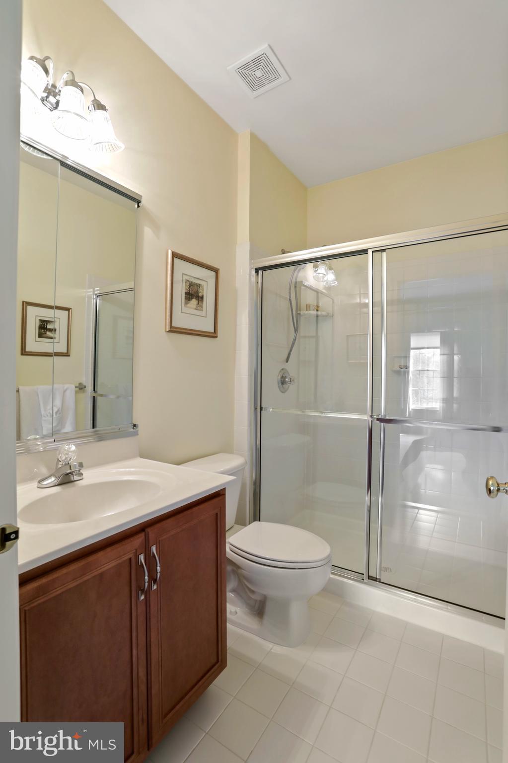 SHENSTONE - Residential