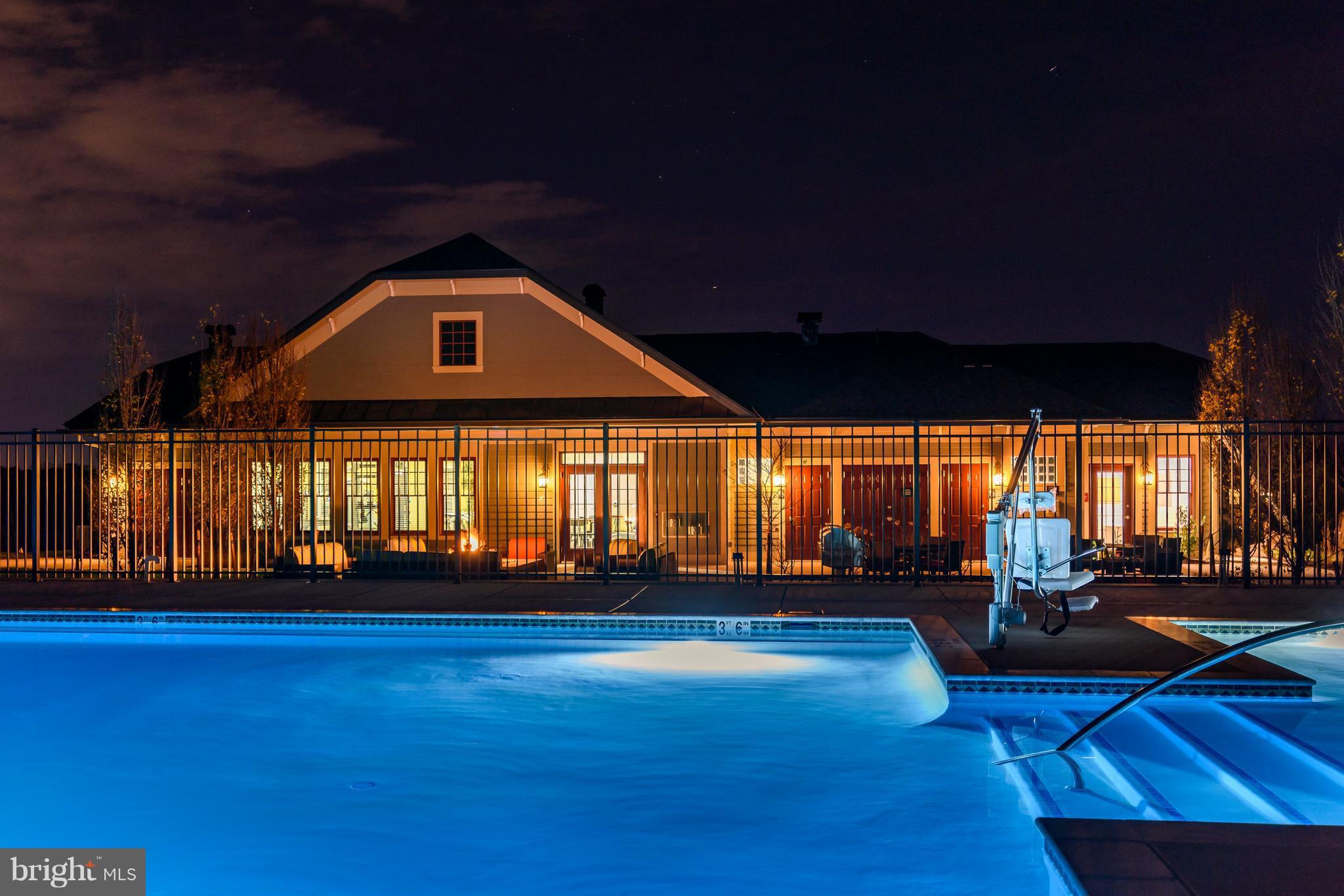 PONDVIEW - Residential