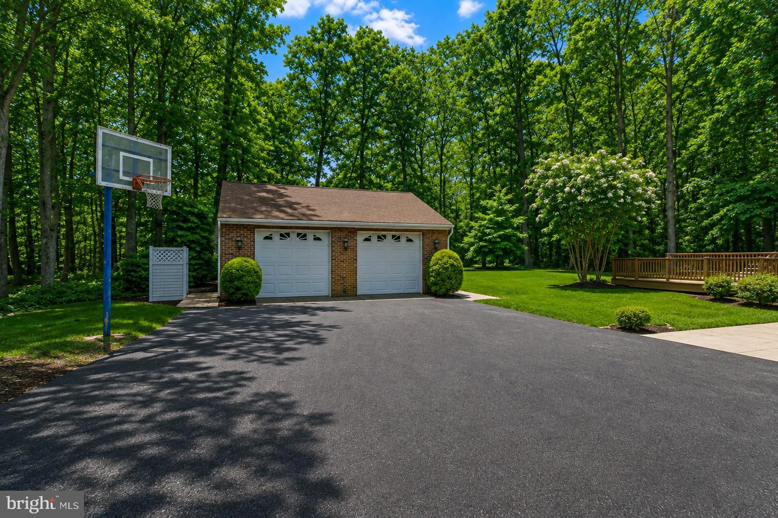 14004 MOUNT EAGLE LANE