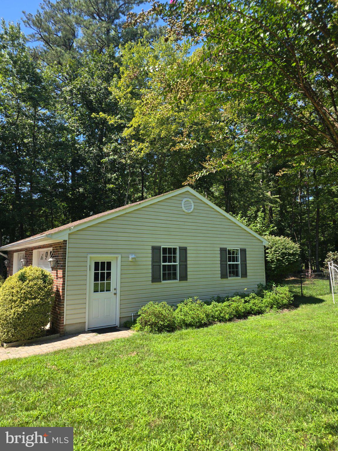 14004 MOUNT EAGLE LANE