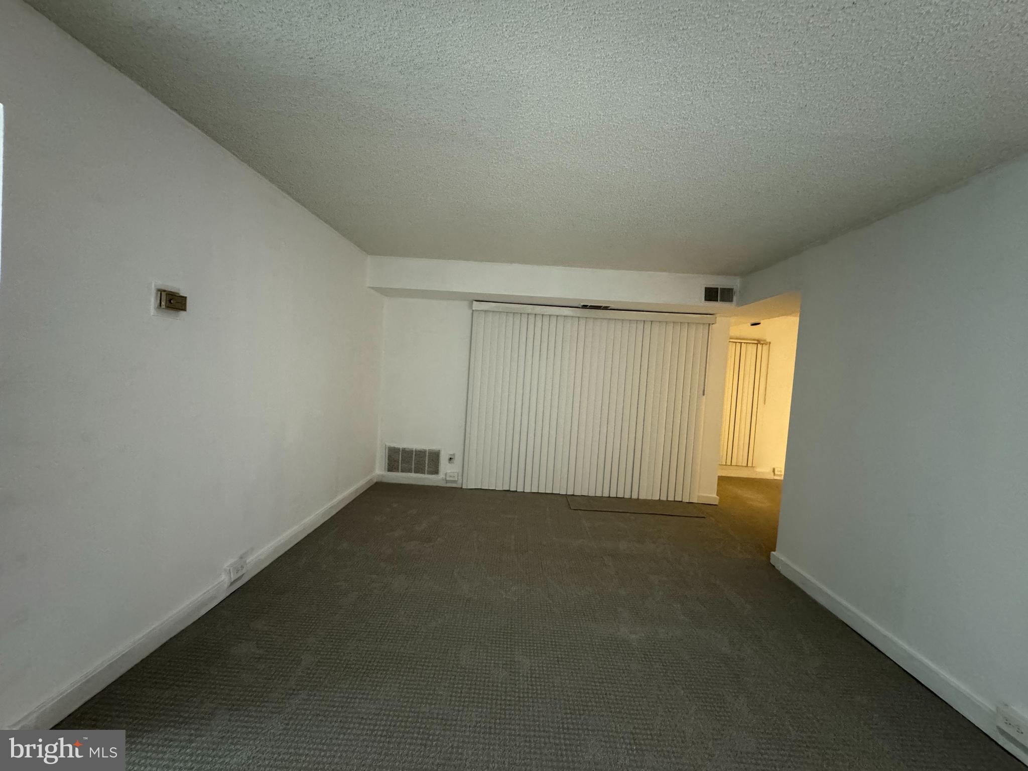 TREOVER CONDOMINIUM - Residential