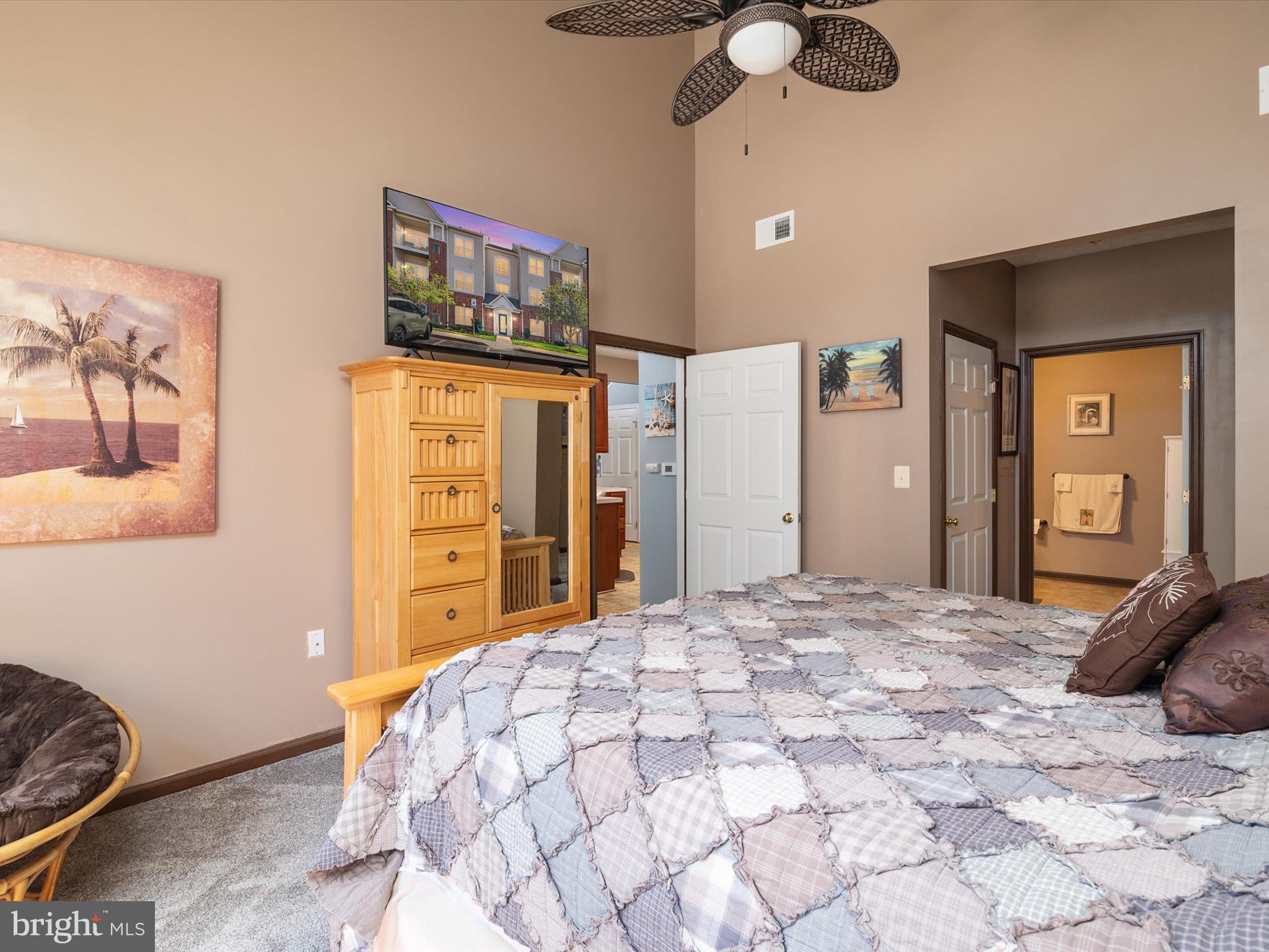 CHESTNUT POINT EAST - Residential