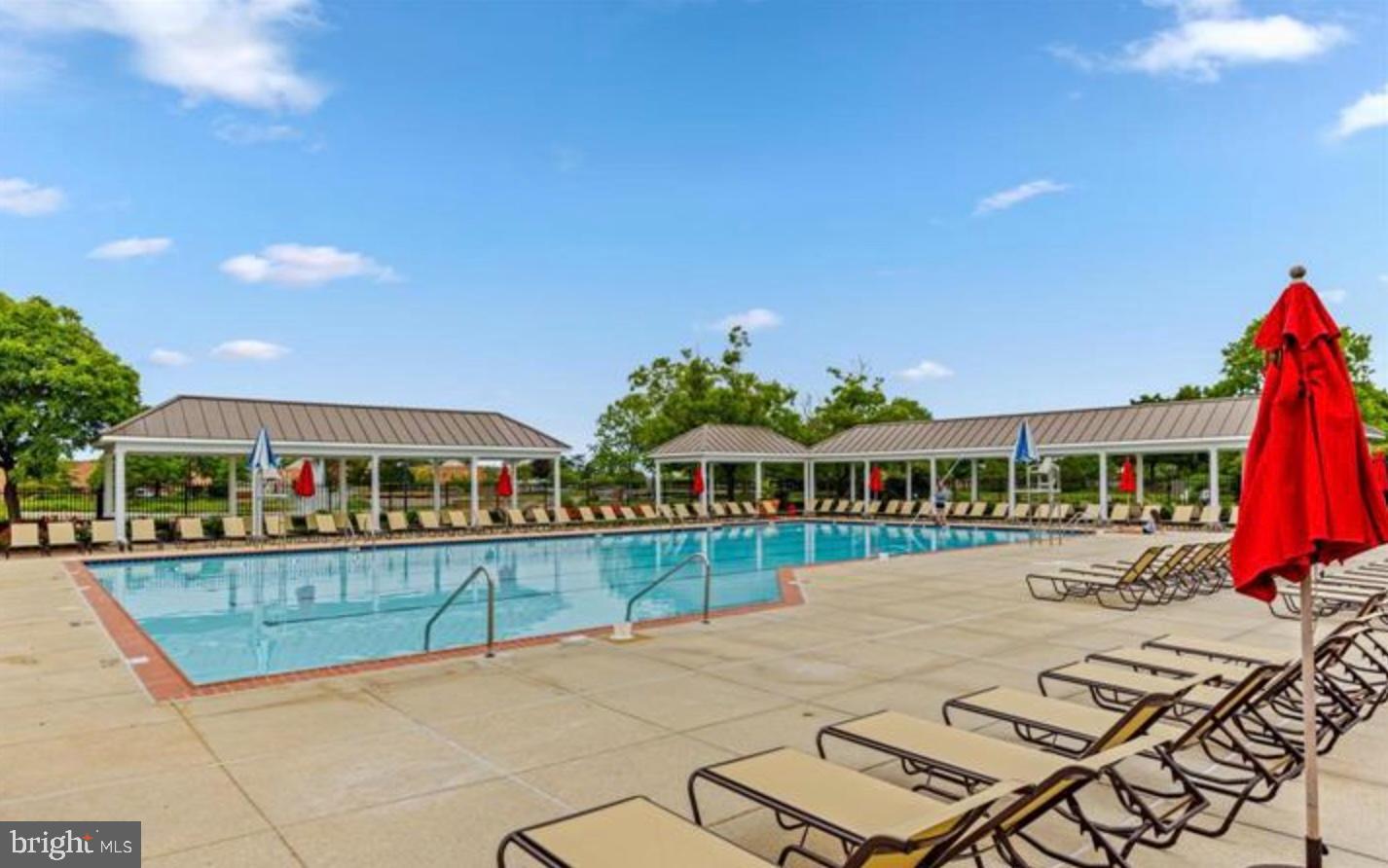 CHESTNUT POINT EAST - Residential