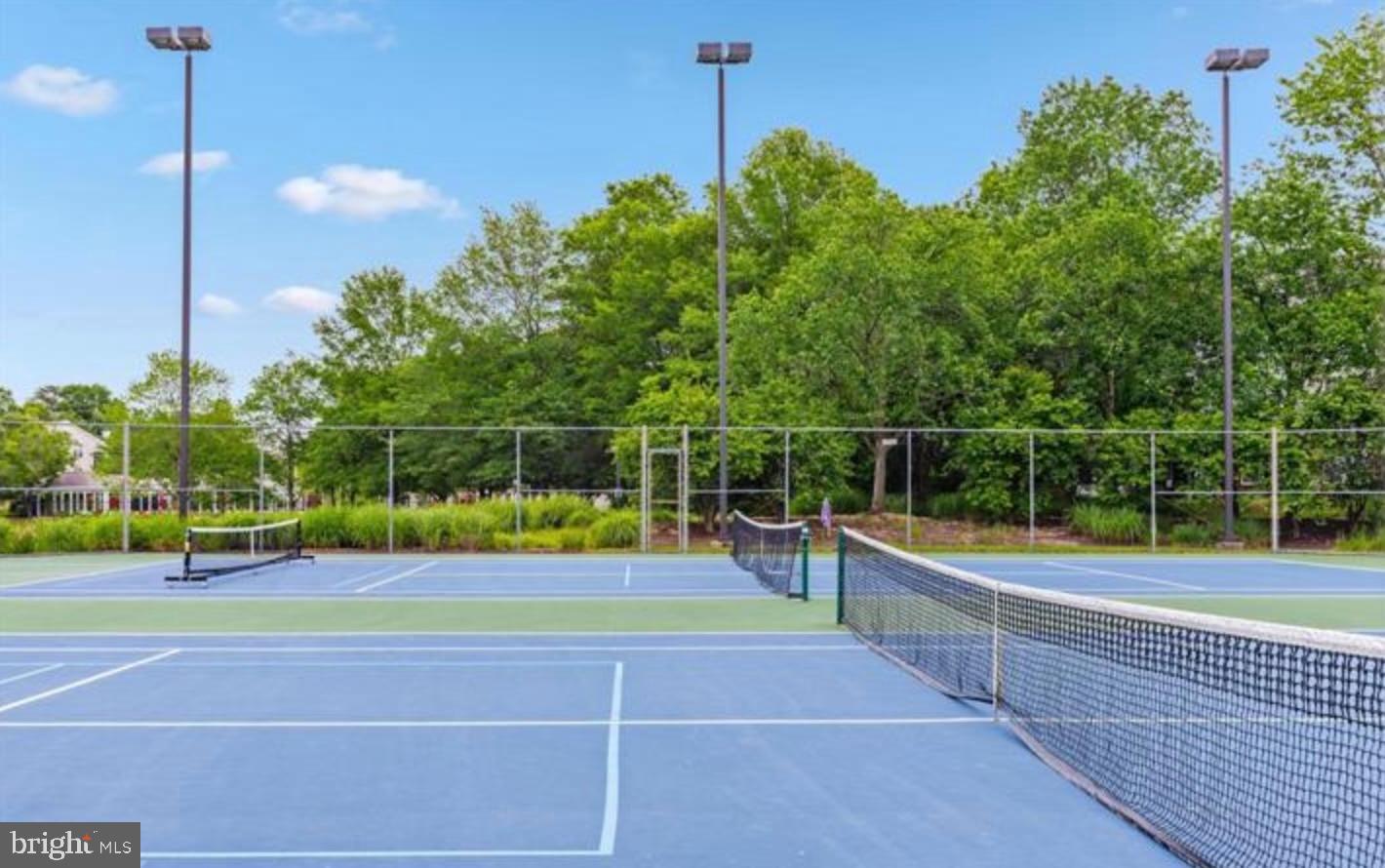 CHESTNUT POINT EAST - Residential