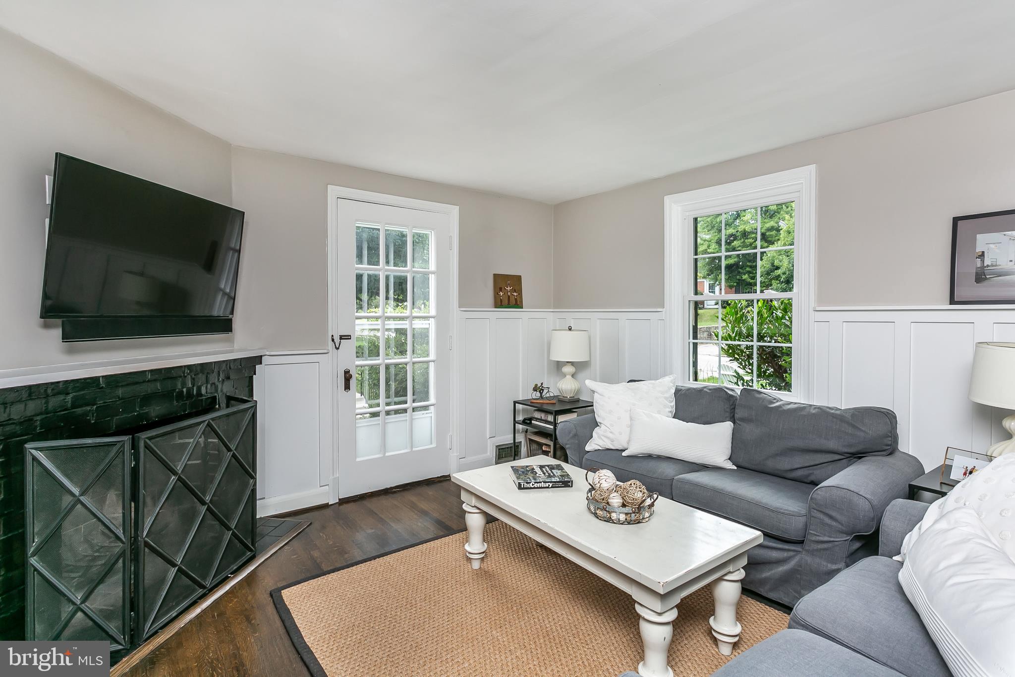 SOUTHLAND HILLS - Residential