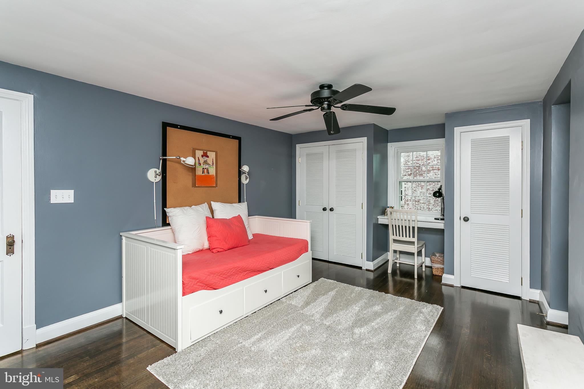 SOUTHLAND HILLS - Residential