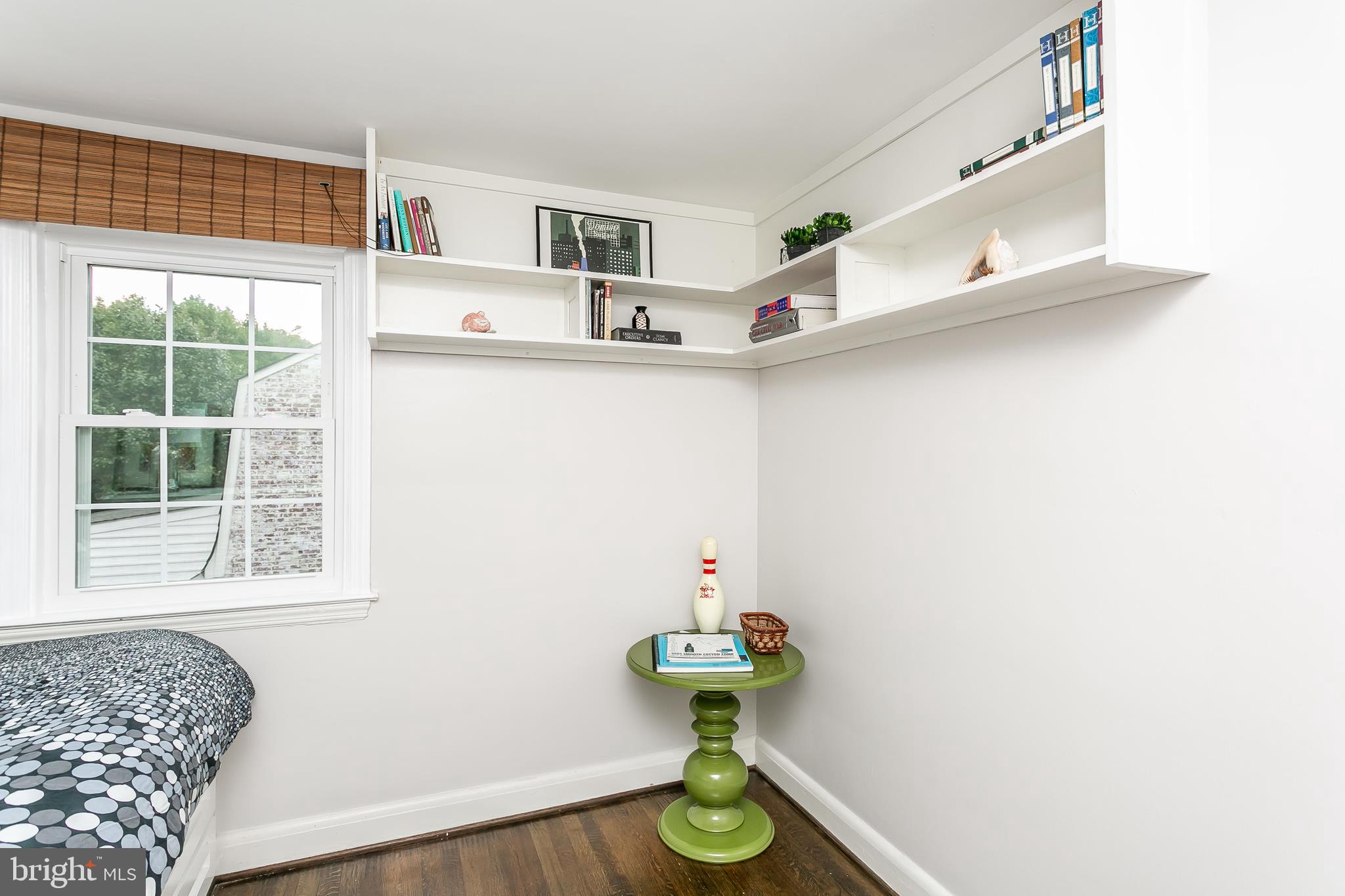 SOUTHLAND HILLS - Residential