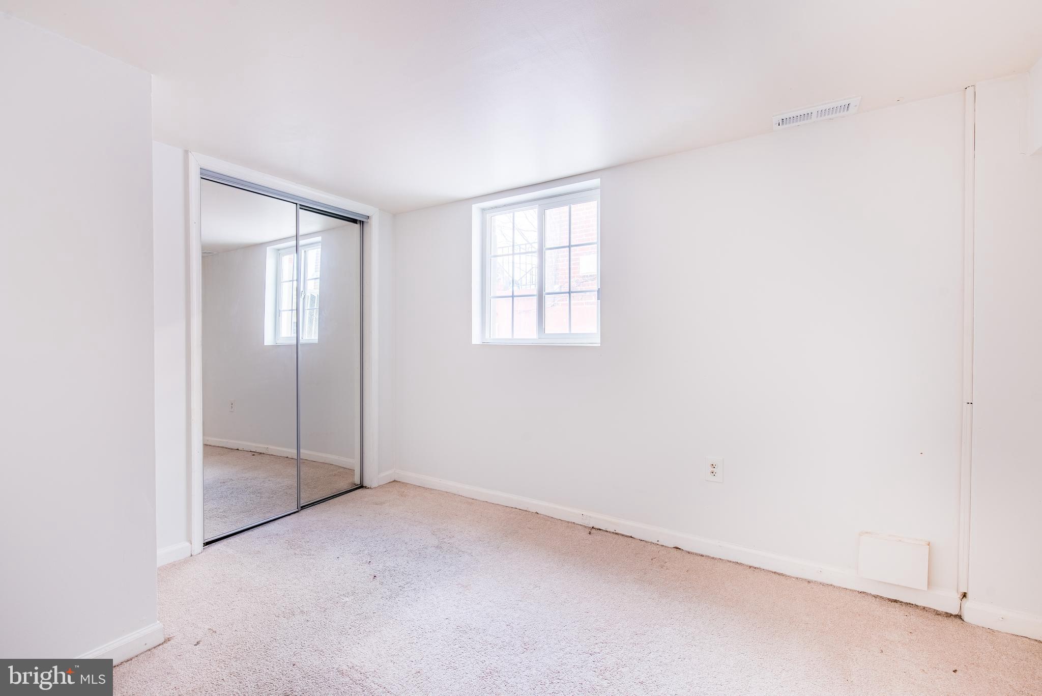 OAKVIEW - Residential