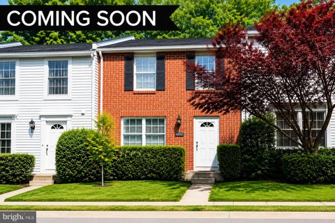Photo of 2123 Preston Square Court, FALLS CHURCH, VA 22043 (MLS # VAFX2332030)