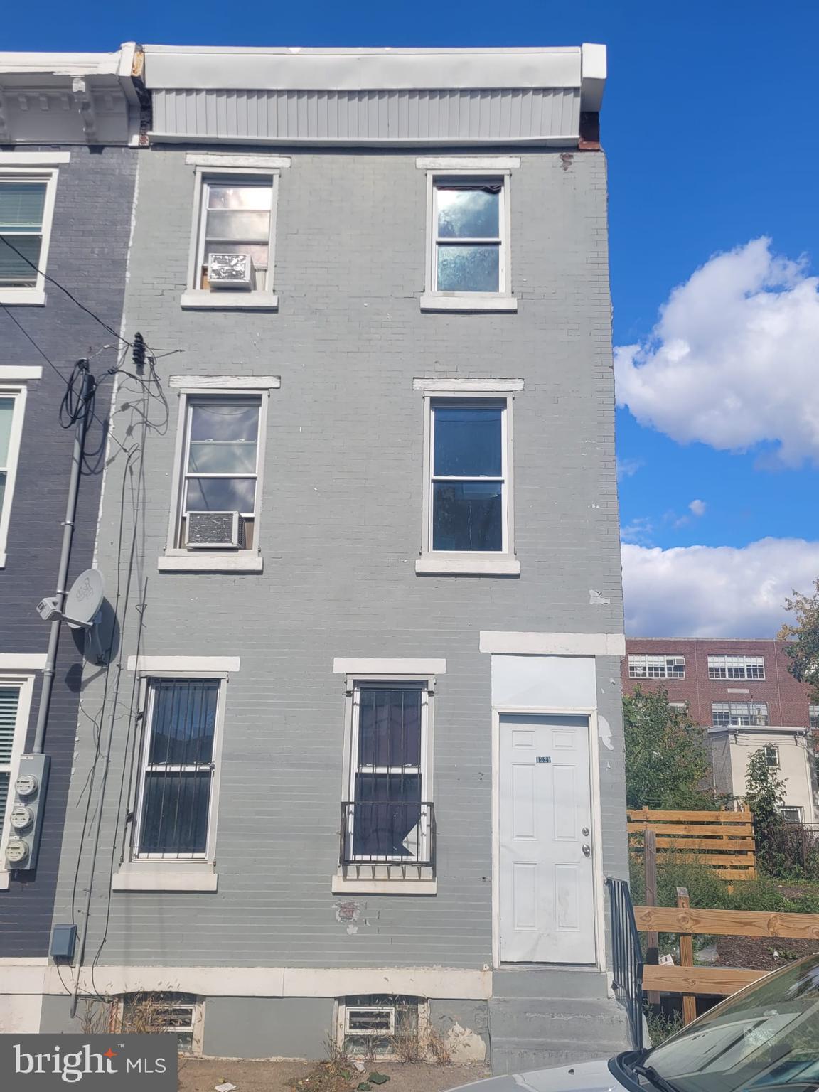 PHILADELPHIA - Residential