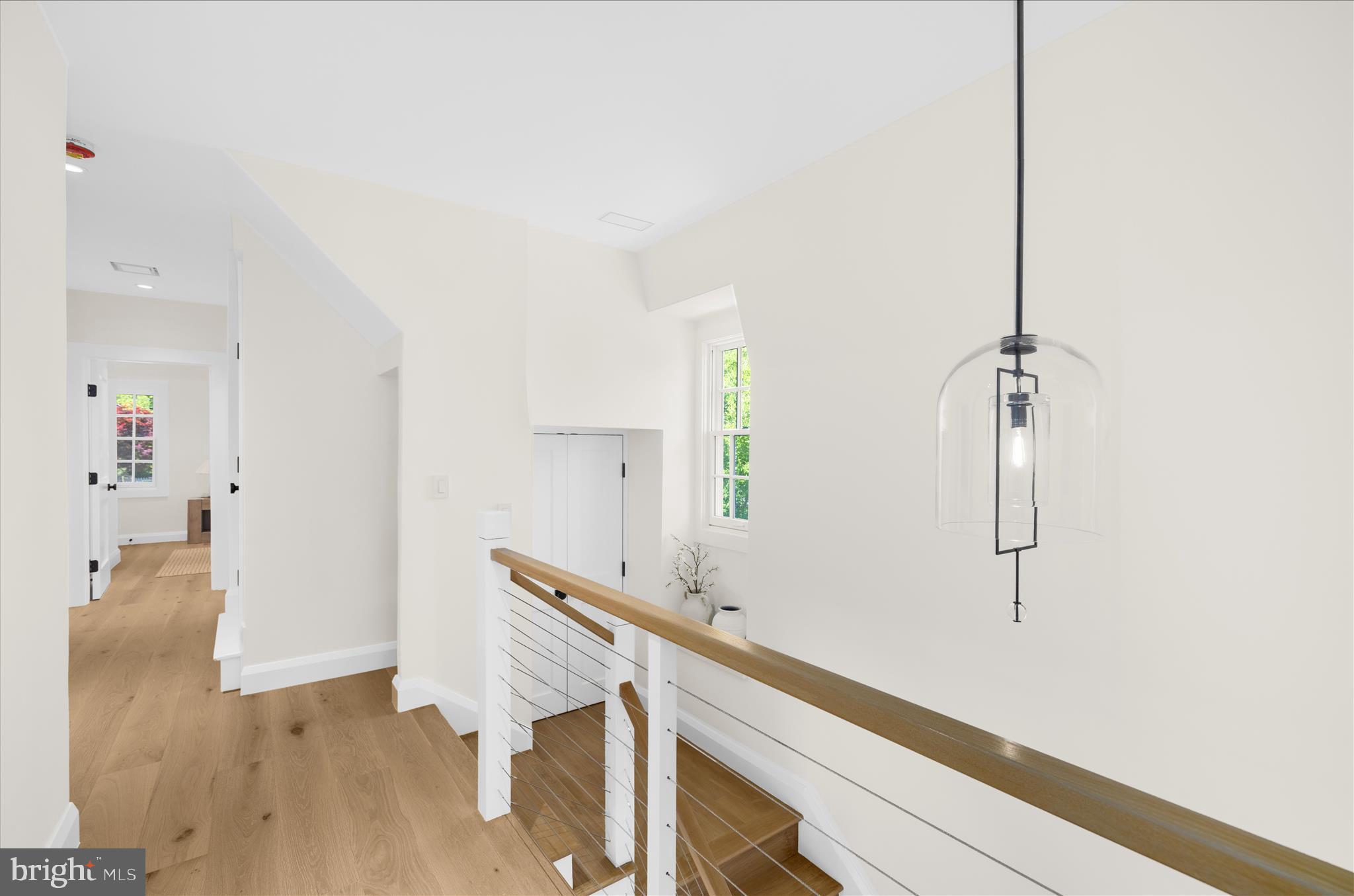 MURRAY HILL - Residential