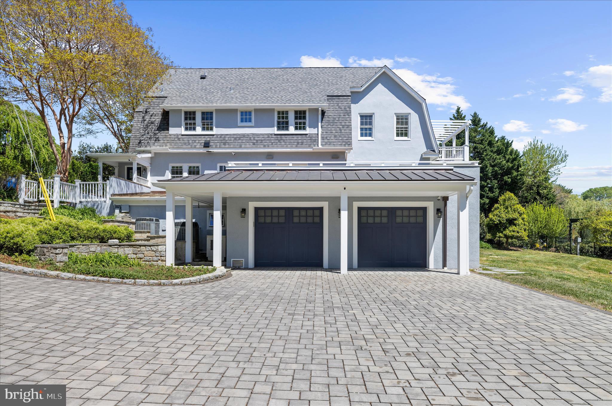 MURRAY HILL - Residential