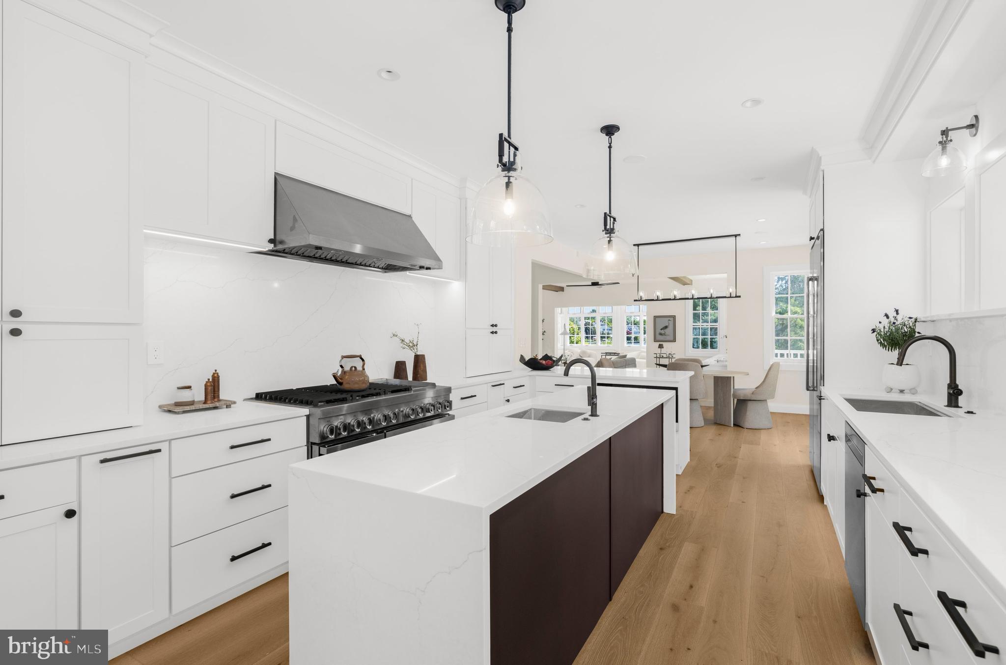 MURRAY HILL - Residential