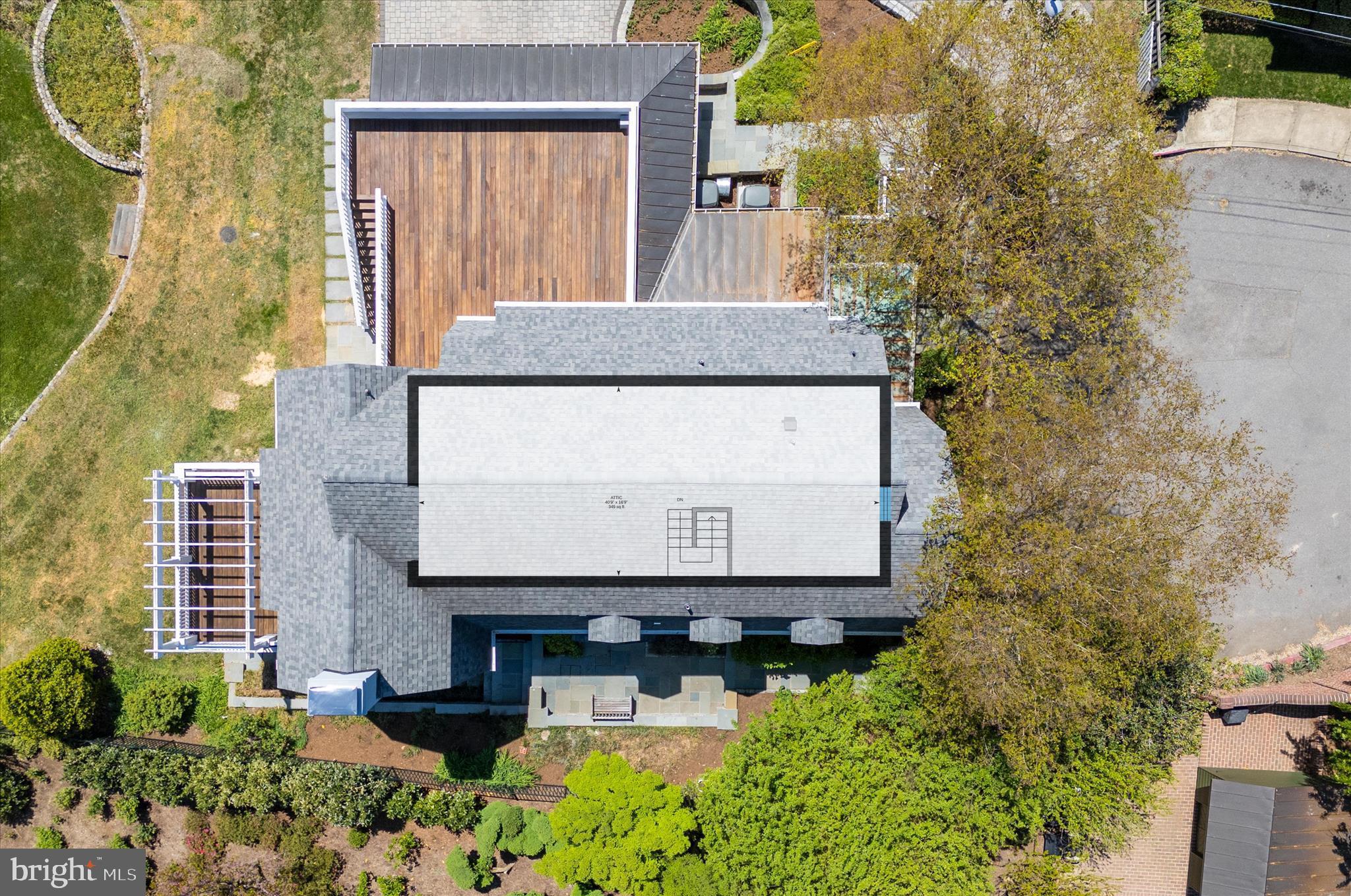 MURRAY HILL - Residential