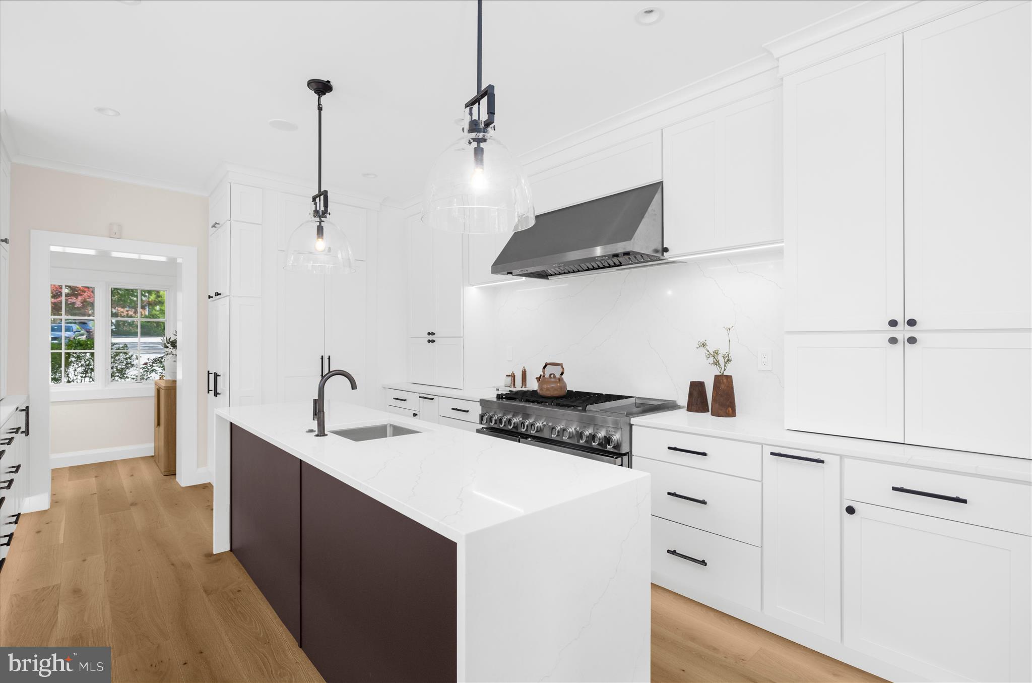 MURRAY HILL - Residential
