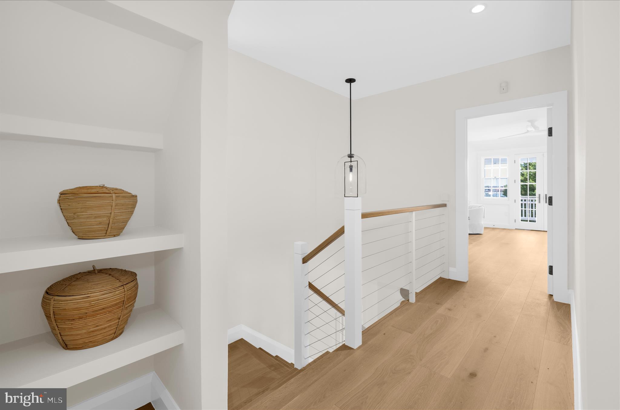 MURRAY HILL - Residential