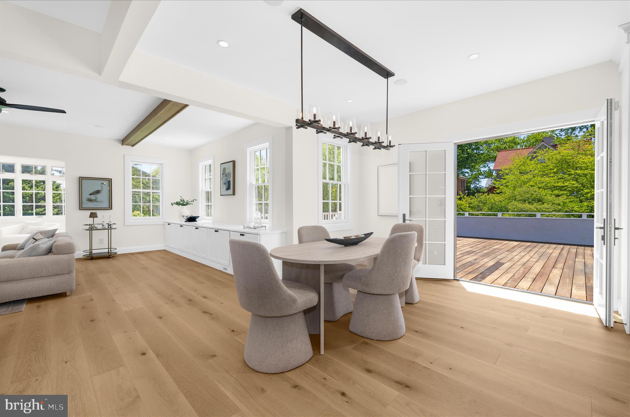 MURRAY HILL - Residential