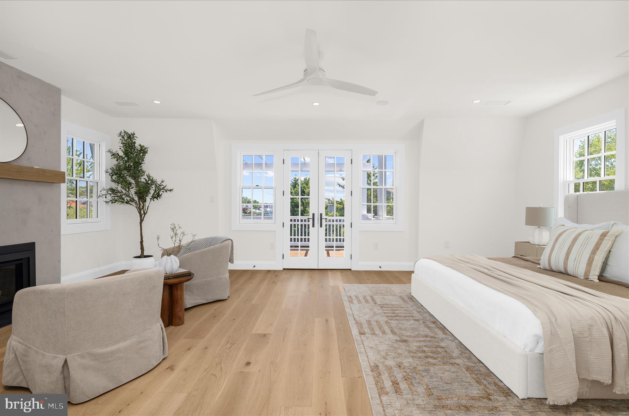MURRAY HILL - Residential