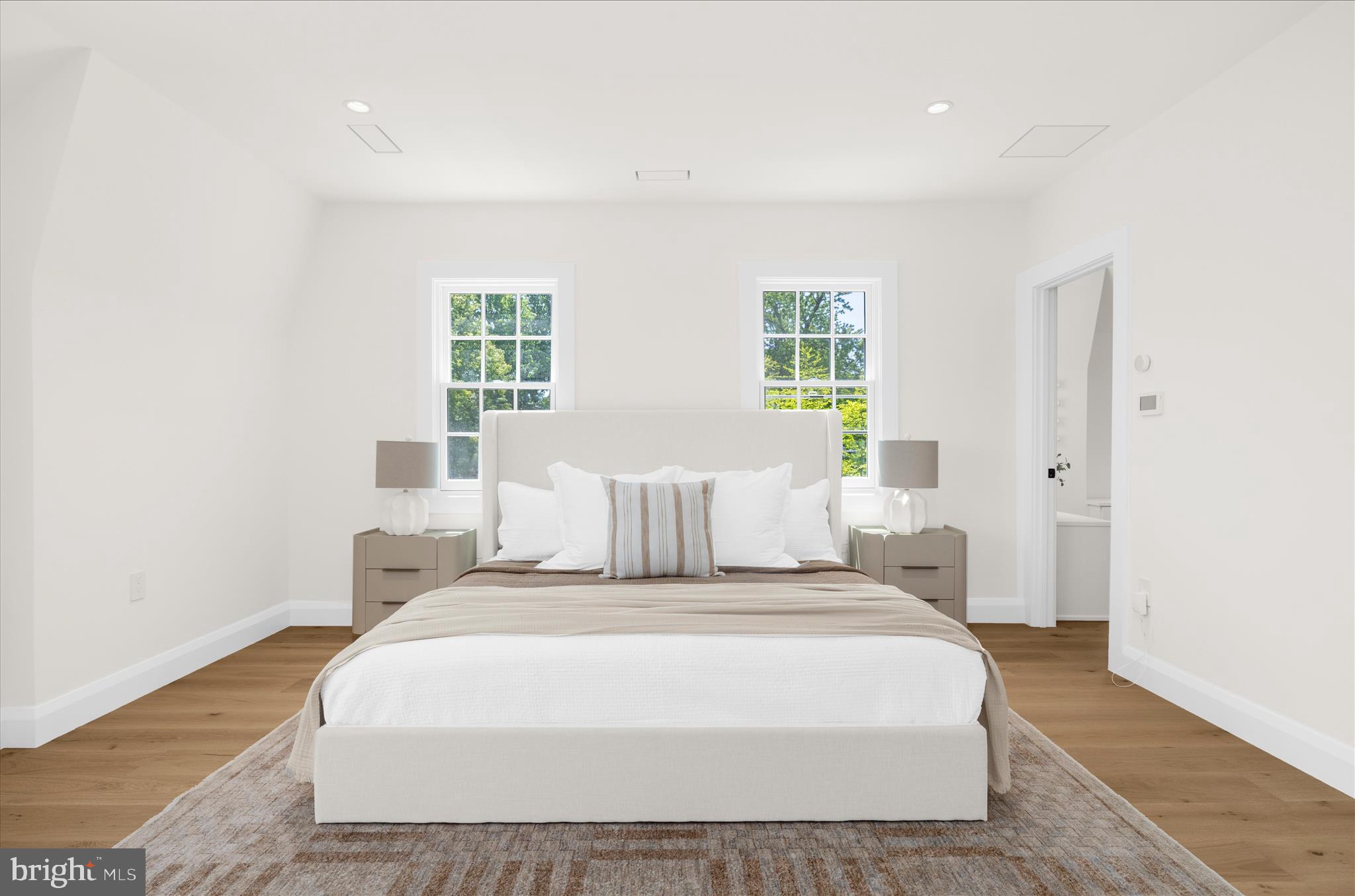 MURRAY HILL - Residential