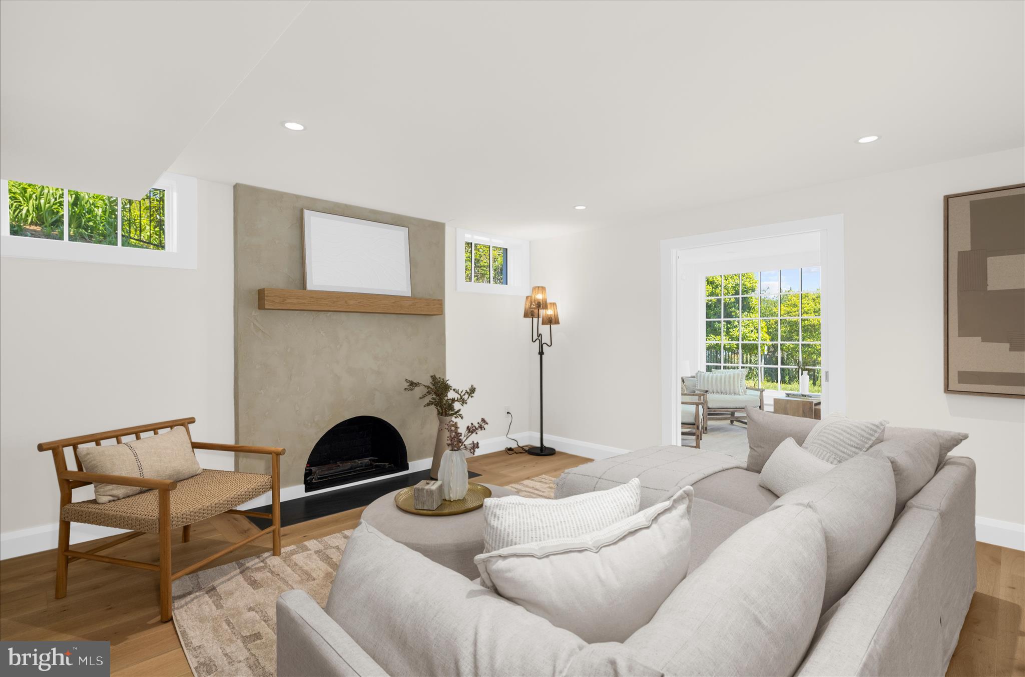 MURRAY HILL - Residential