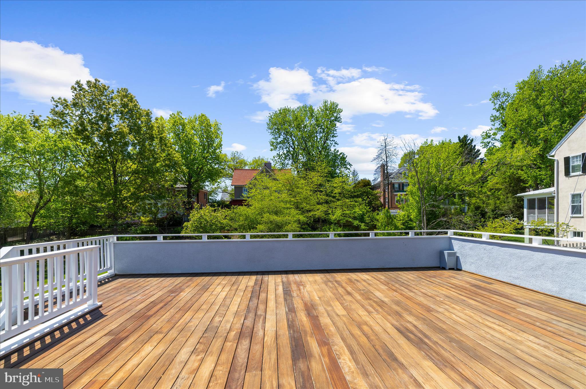 MURRAY HILL - Residential