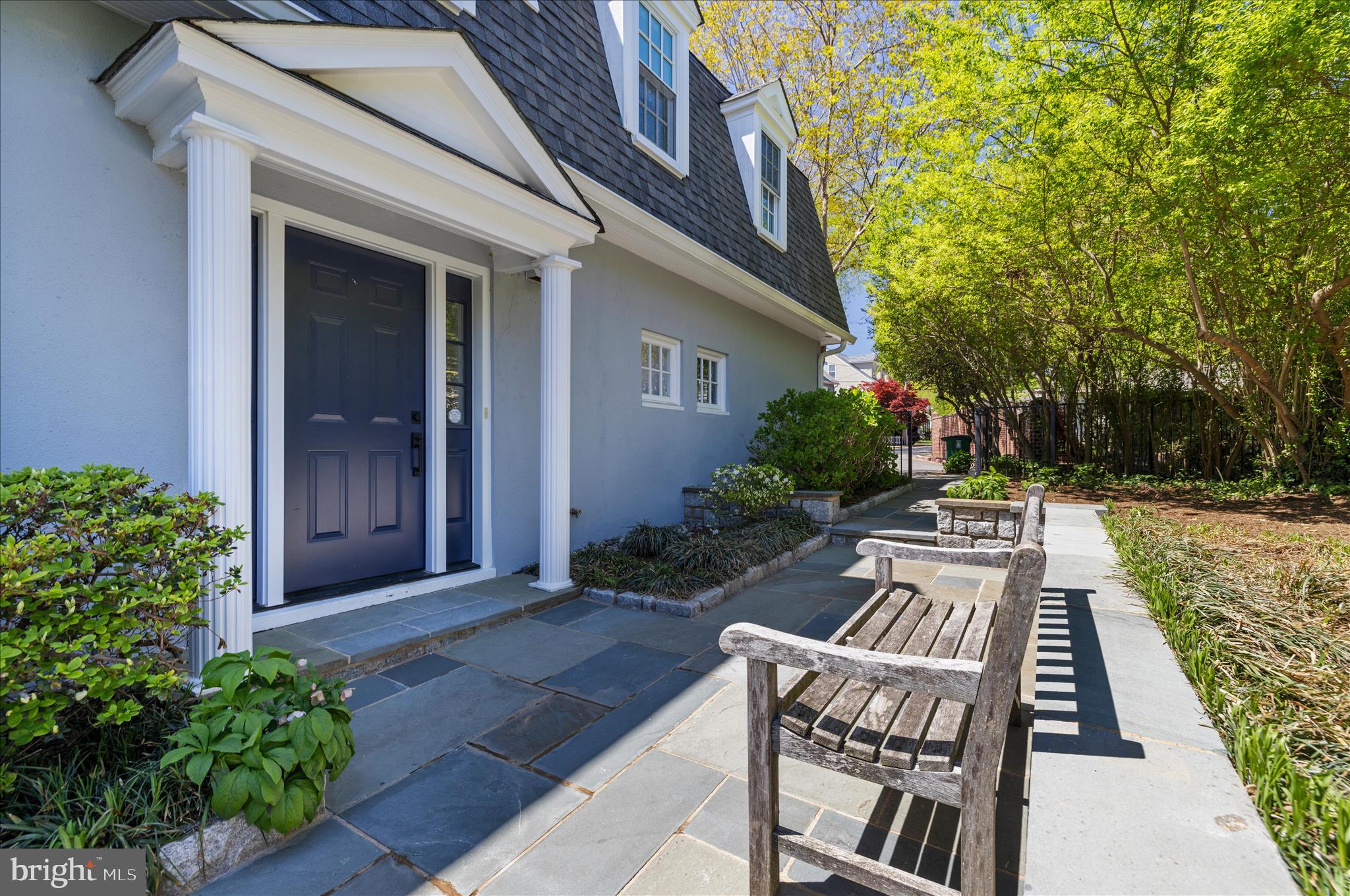 MURRAY HILL - Residential