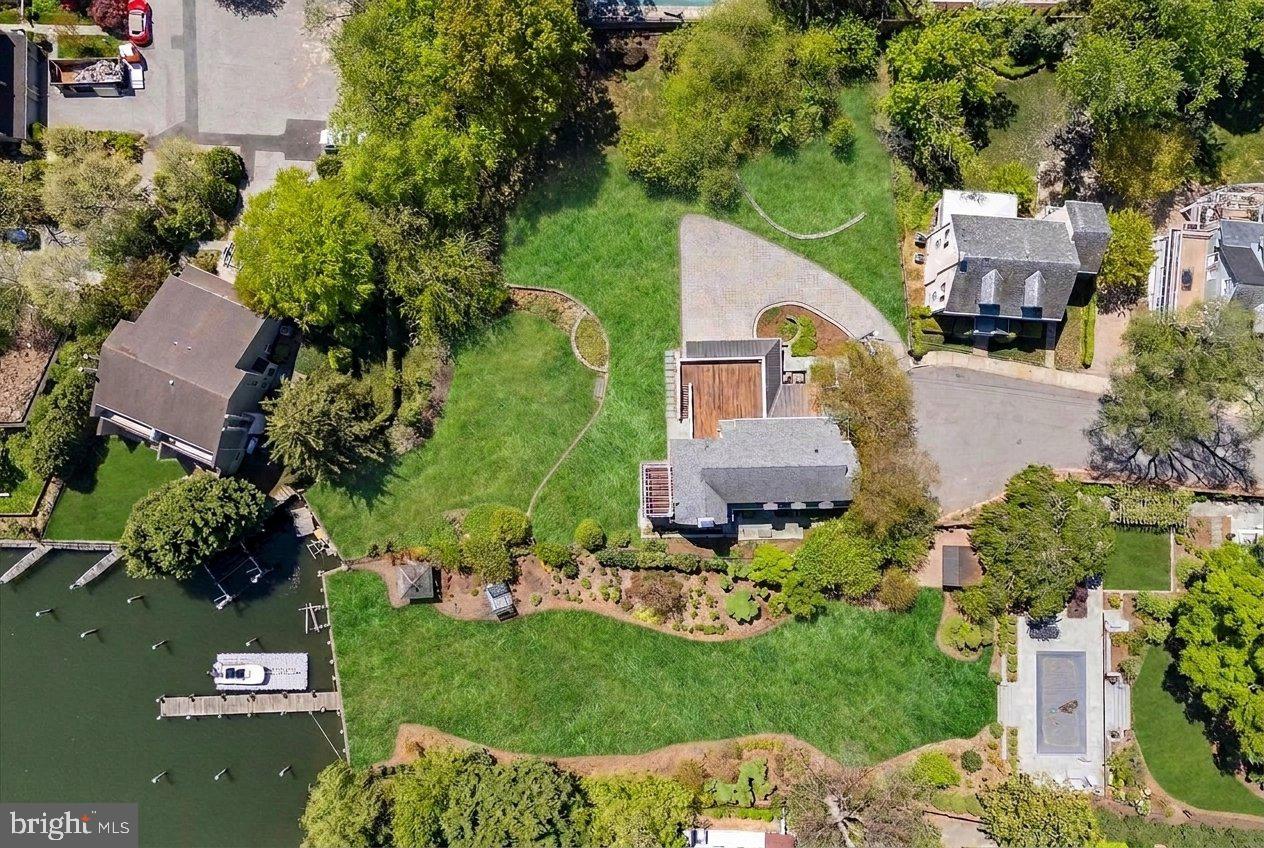 11 S ACTON PLACE