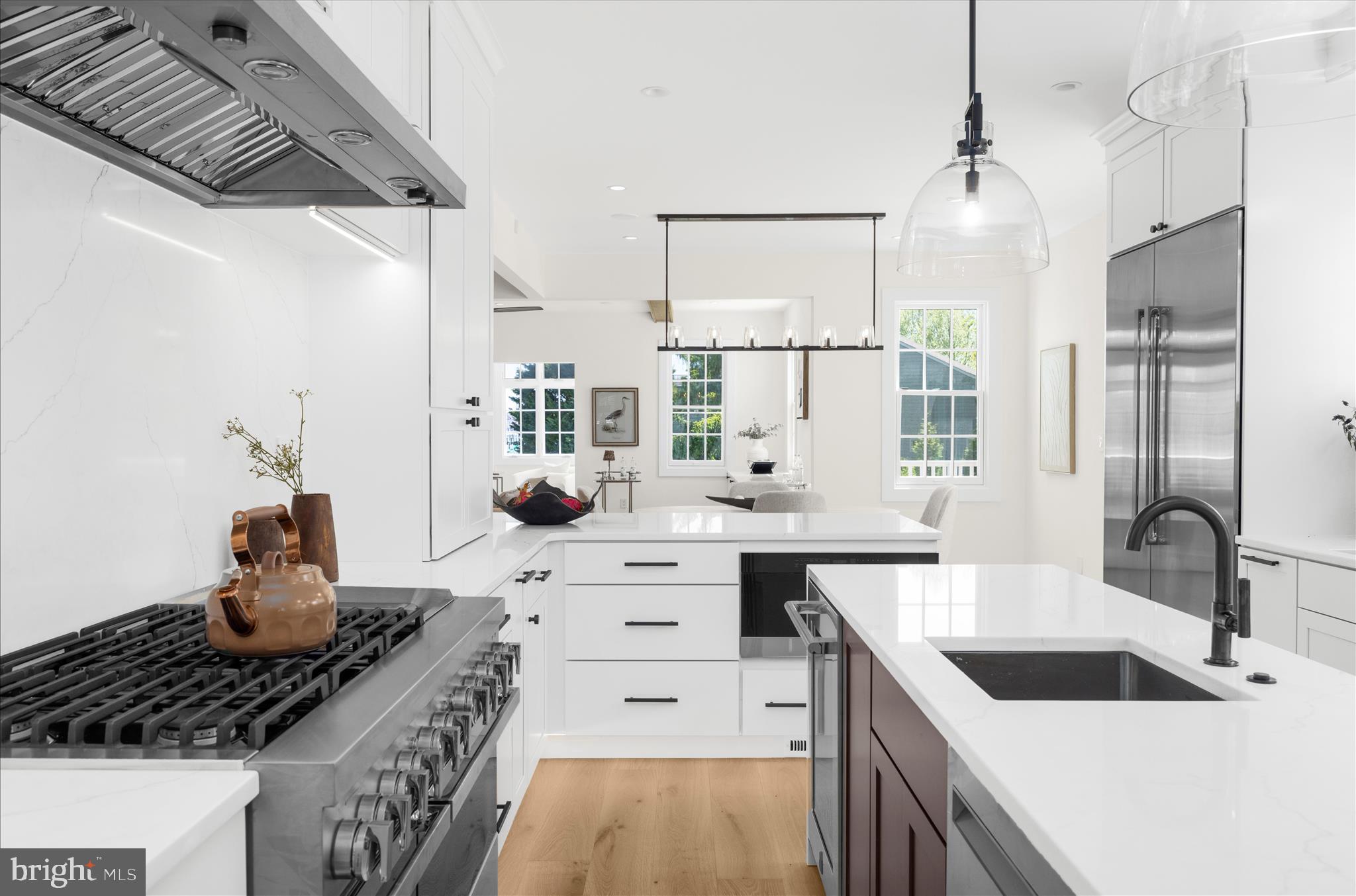 MURRAY HILL - Residential