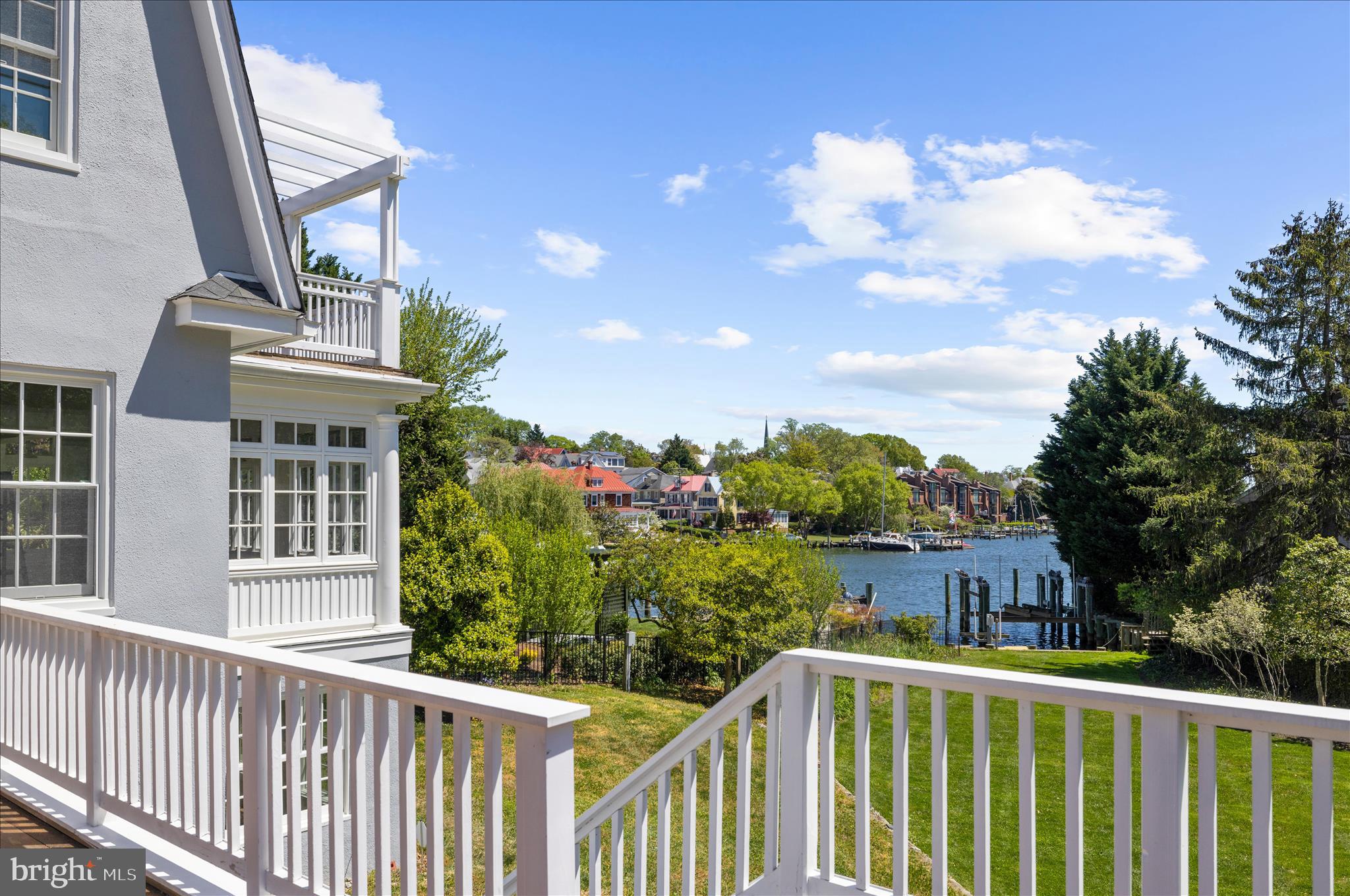 MURRAY HILL - Residential
