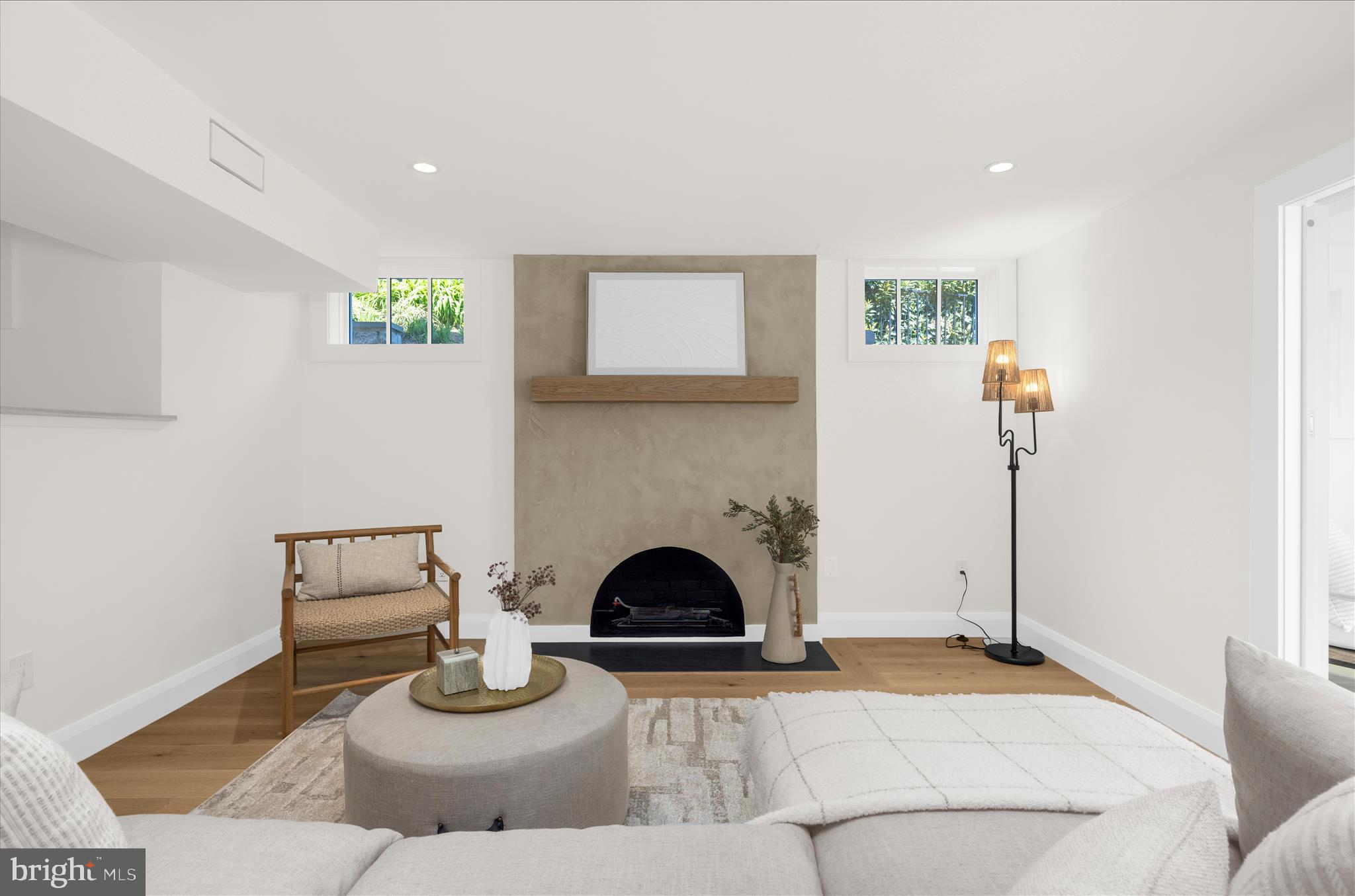 MURRAY HILL - Residential
