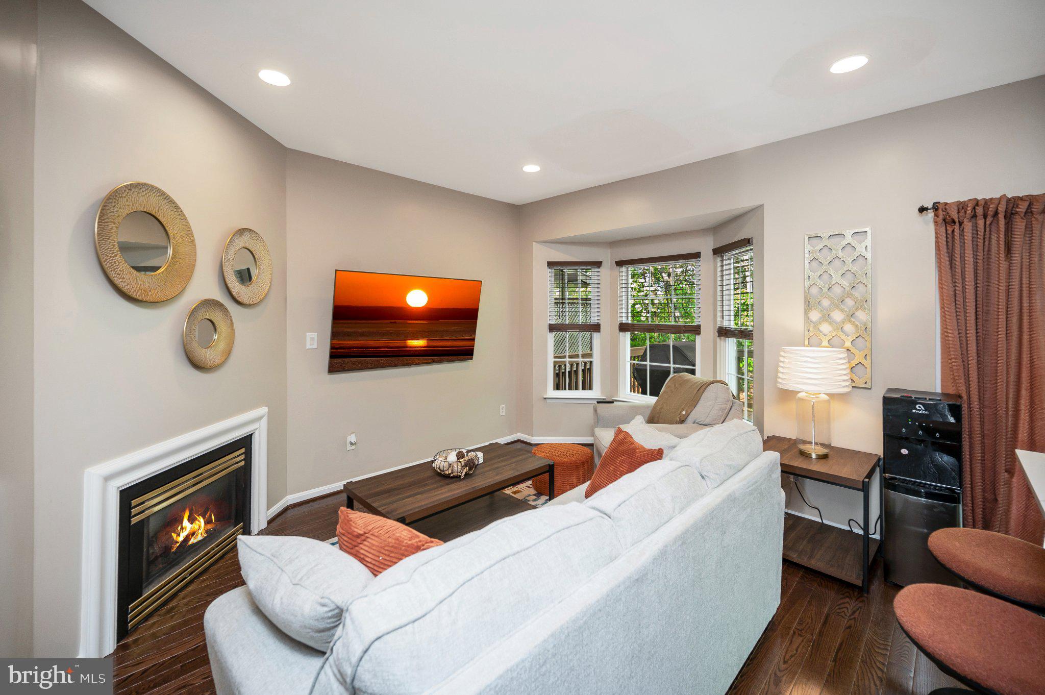 WAYSIDE VILLAGE - Residential