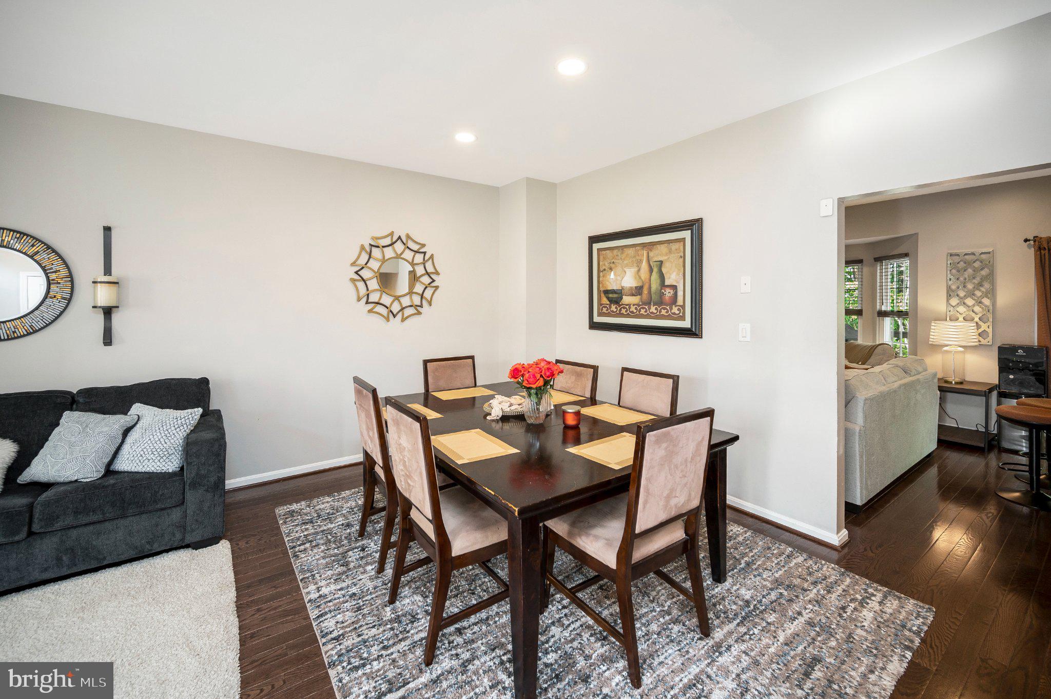 WAYSIDE VILLAGE - Residential