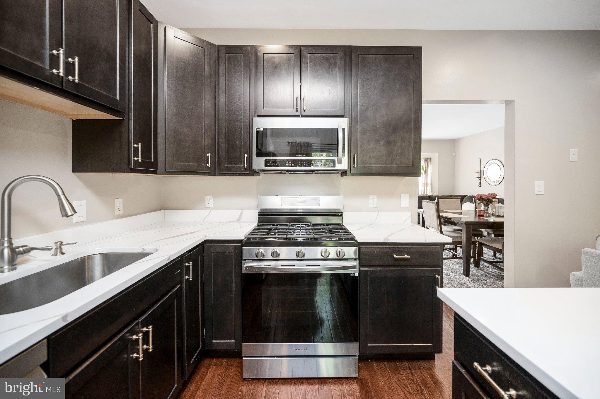 WAYSIDE VILLAGE - Residential