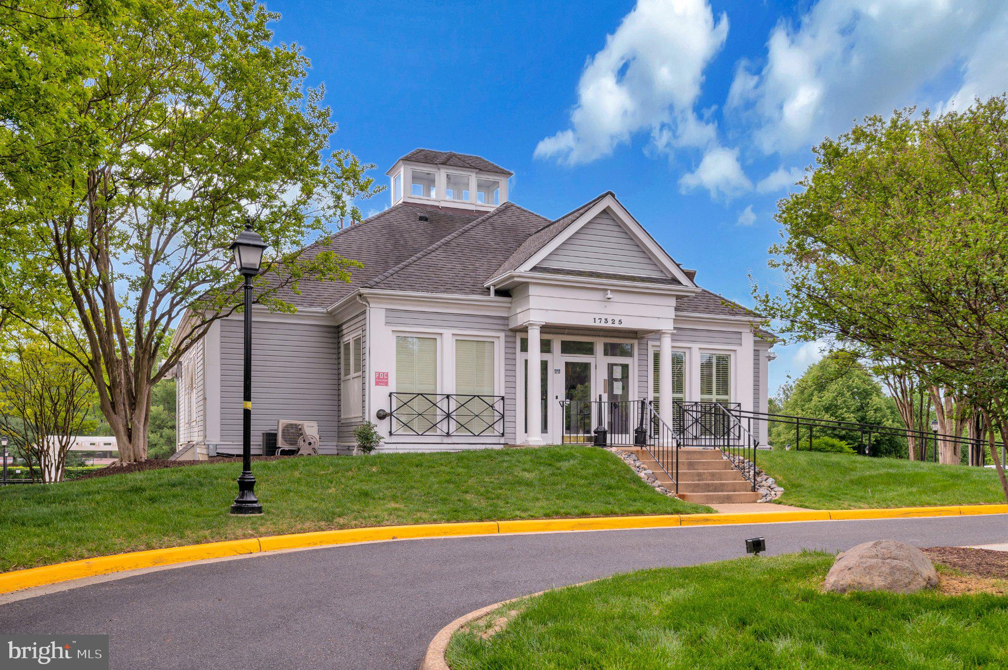 WAYSIDE VILLAGE - Residential