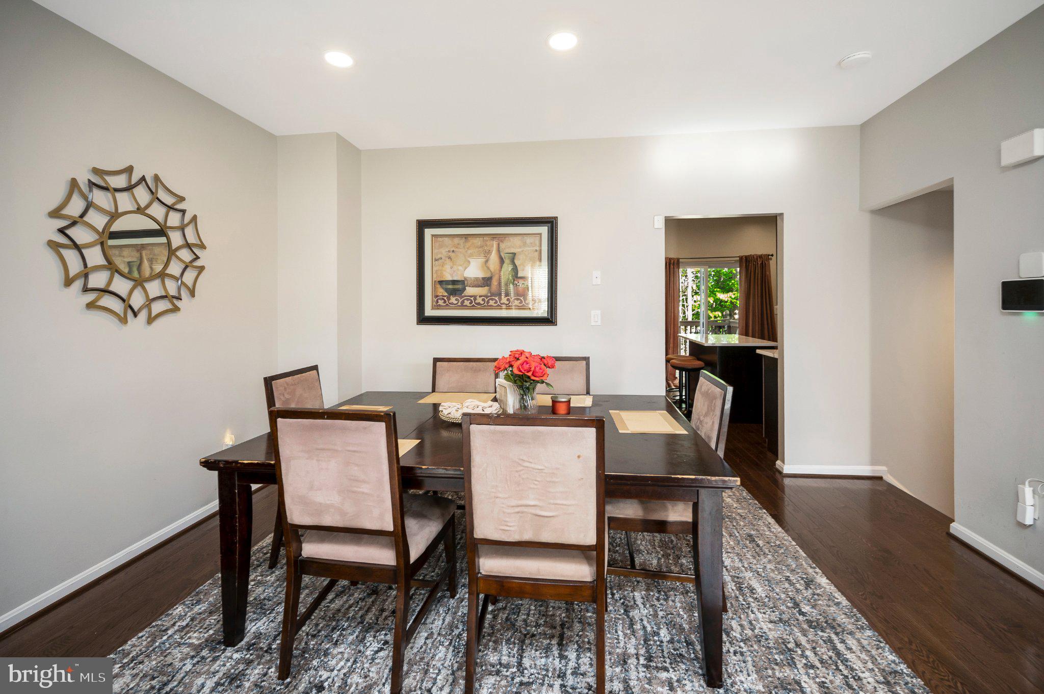 WAYSIDE VILLAGE - Residential