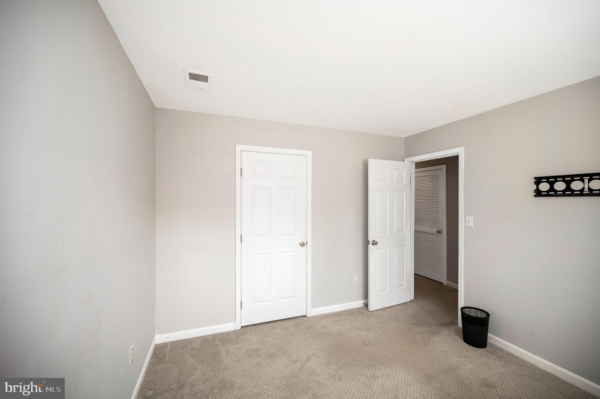 WAYSIDE VILLAGE - Residential