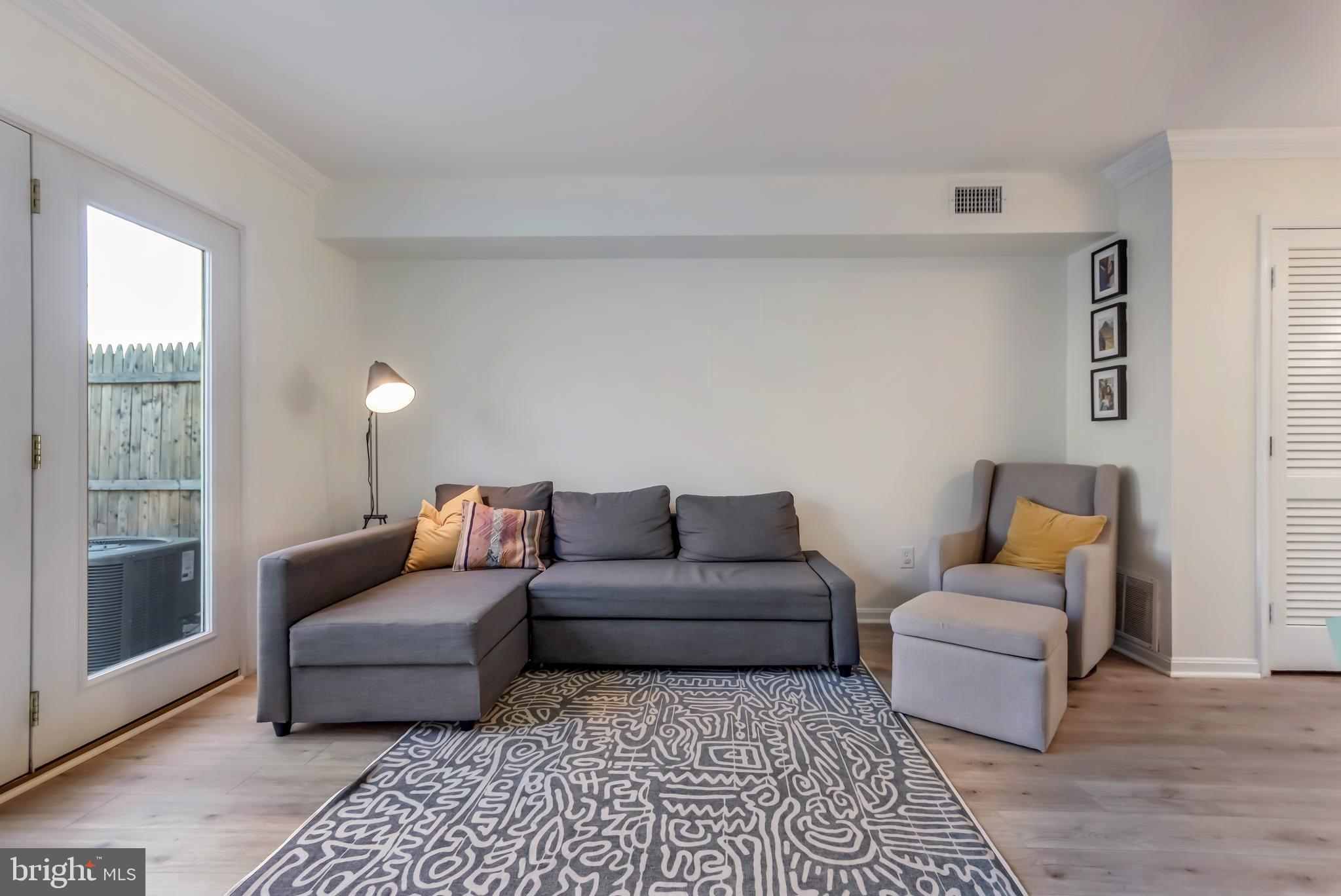 CARDINAL FOREST - Residential Lease