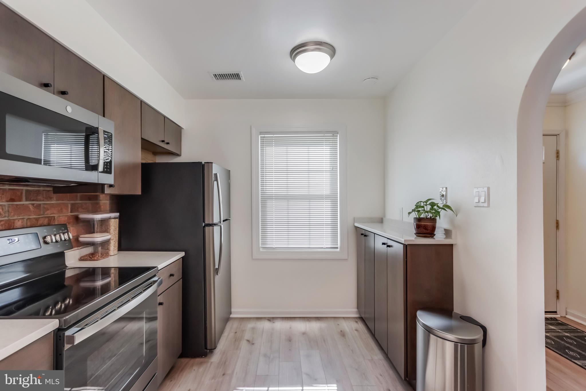 CARDINAL FOREST - Residential Lease