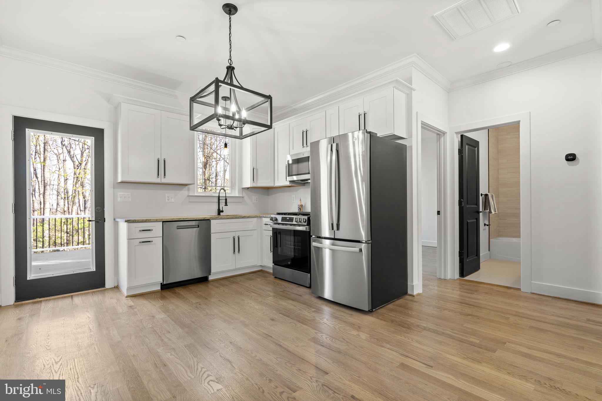 BRADDOCK HEIGHTS - Residential