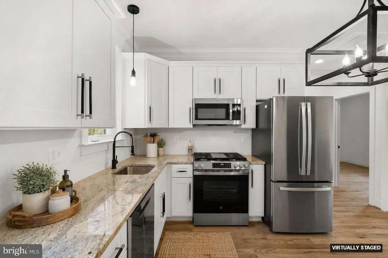 BRADDOCK HEIGHTS - Residential